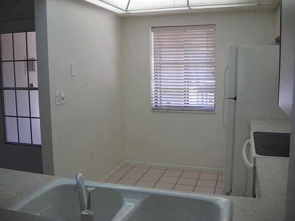 5th image of 295 Mission Trl W Unit I