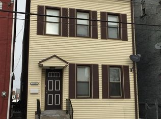 1105 E Lehman St, Lebanon, PA 17046