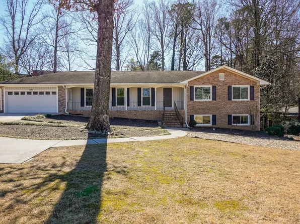 4981 Hidden Branches Dr, Dunwoody, GA 30338