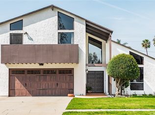3733 Pine Ave, Long Beach, CA 90807