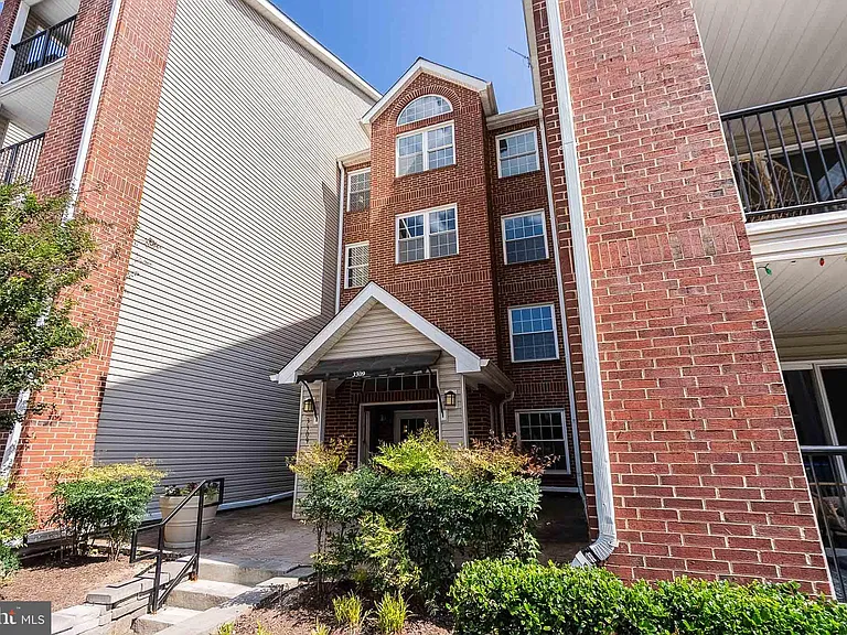 3309 Wyndham Cir #2173 — Photo 3