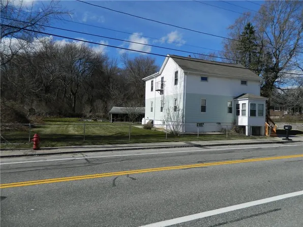 182 Simmonsville Ave, Johnston, RI 02919