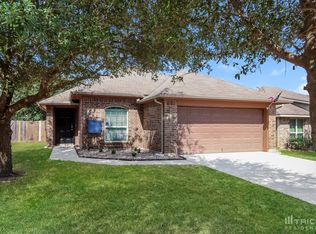952 Oak Lynn Dr, Willis, TX 77378