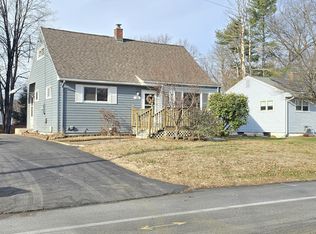 19 Pearl Street Ext, Enfield, CT 06082