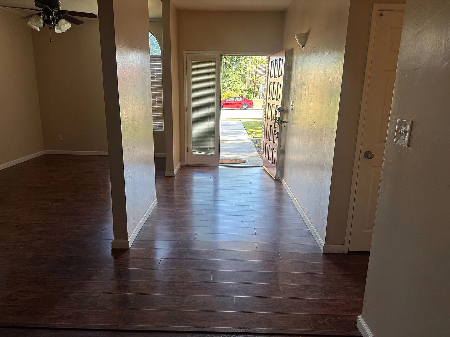 House — Photo 4