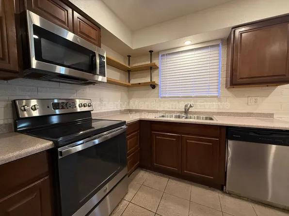 6565 N 19th Ave APT 19, Phoenix, AZ 85015