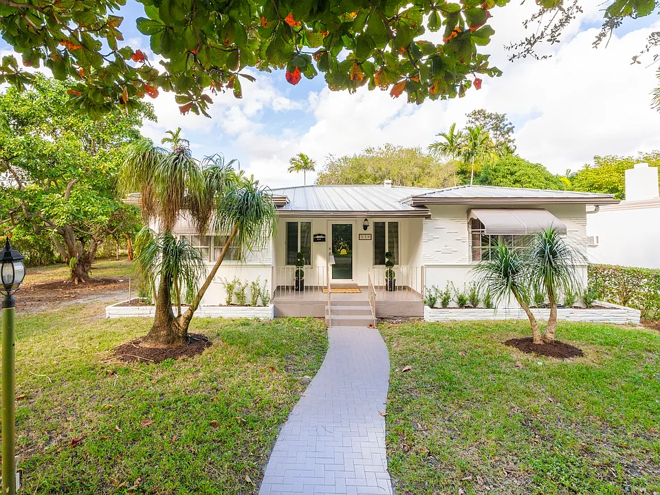 339 Falcon Ave