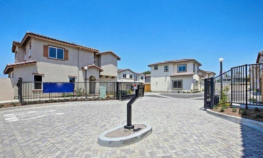 3 bed, 1500 sqft, $3,975 — Photo 2