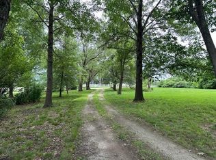 23530 W 207th St, Spring Hill, KS 66083