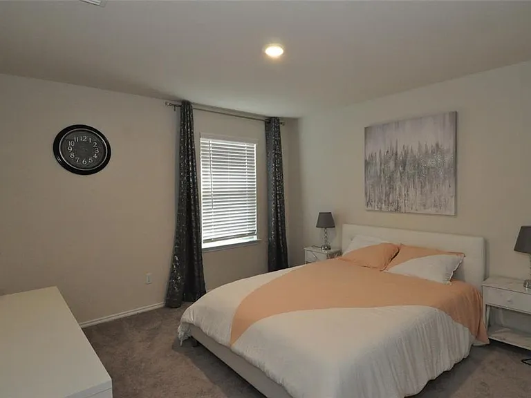 1717 T H Johnson Dr — Photo 20