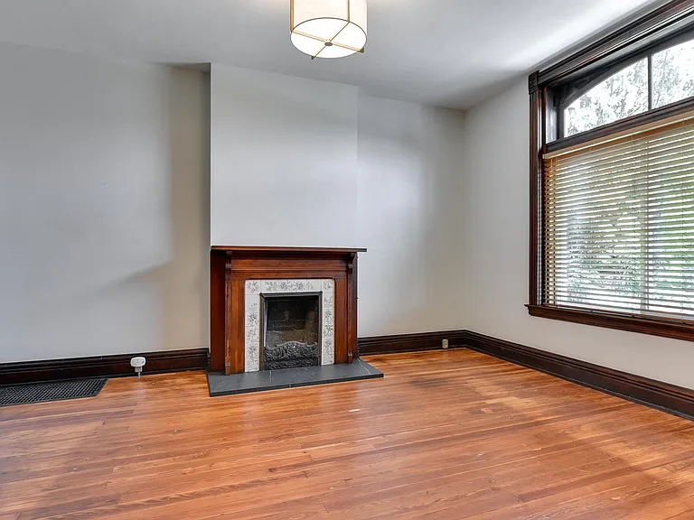 2969 Pacific St — Photo 12