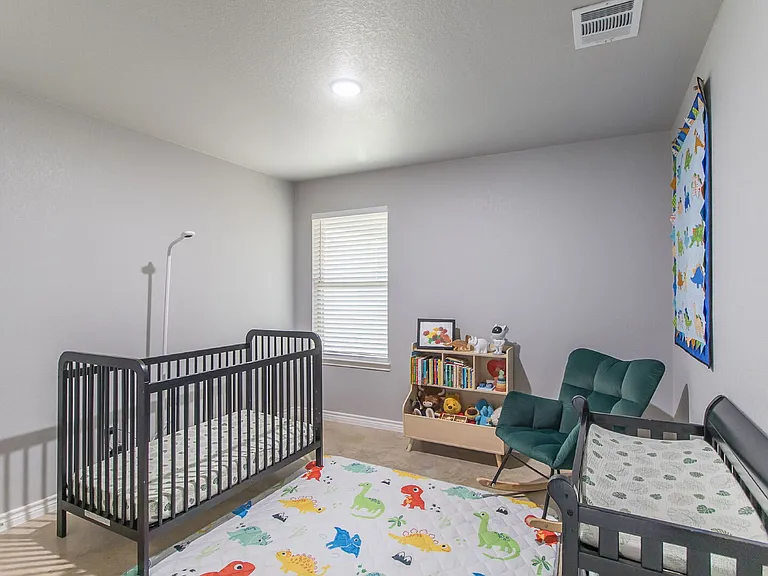 1715 Dryden Ave — Photo 19
