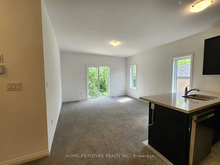 756 Burwell St #UPPER LEVEL — Photo 21