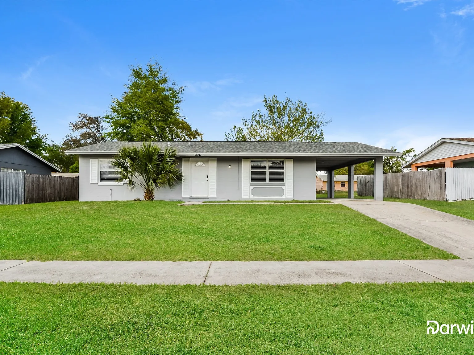 3 bed, 2.5 bath, 1295 sqft, $1,599 — Photo 1