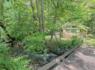 9212 Tusquittee Rd, Hayesville, NC 28904