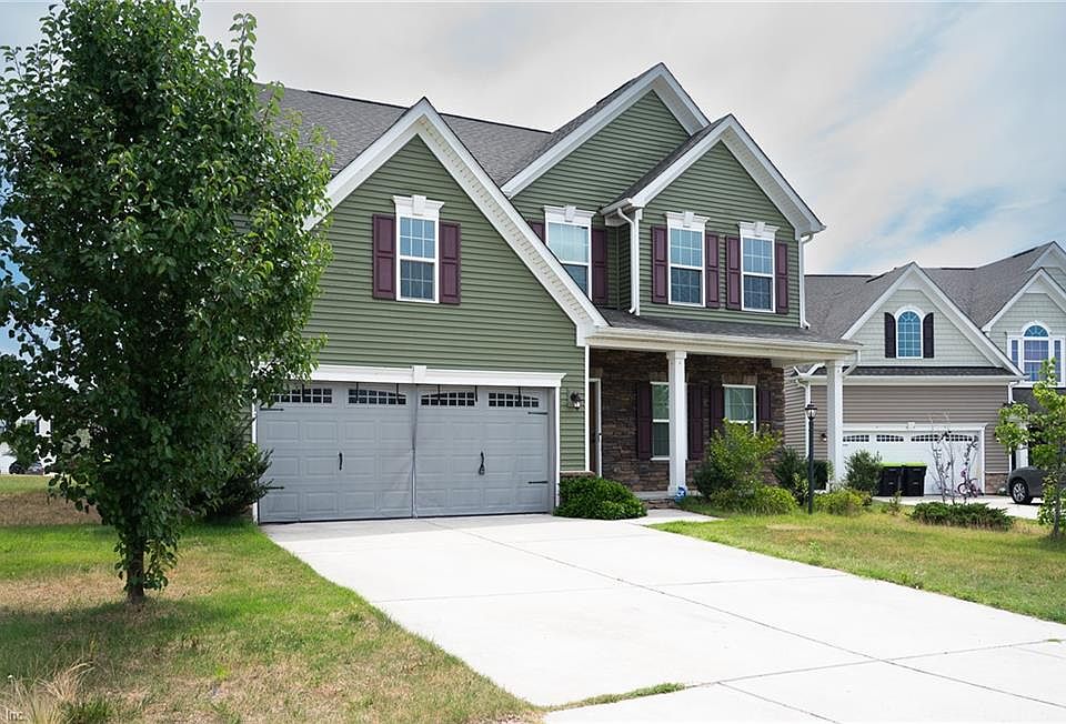 1st image of 217 Farmington Pl