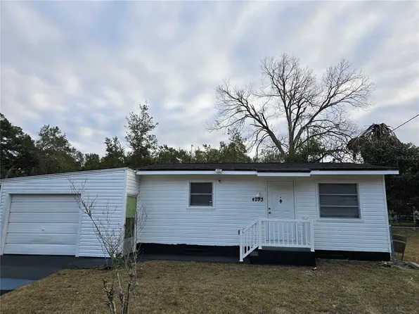 4293 County Road 136, Wildwood, FL 34785