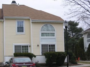 56 Hartshore Way, Parlin, NJ 08859