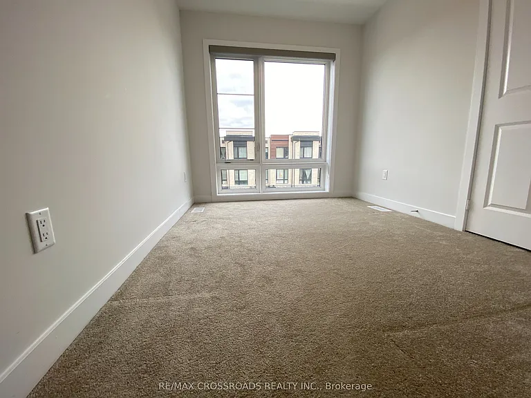 68 Stauffer Cres — Photo 29