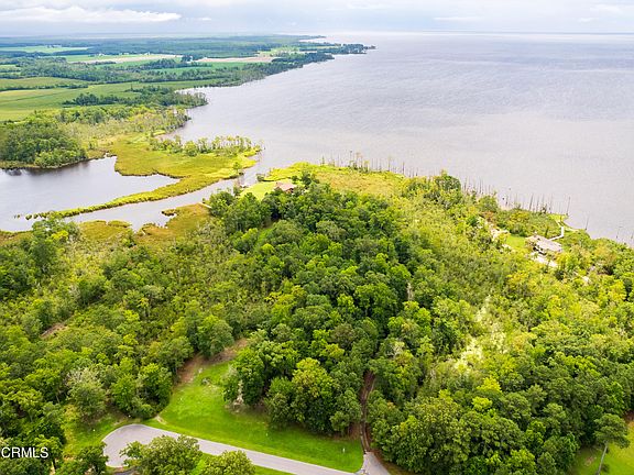 2nd image of 106 Bay Roads Lane