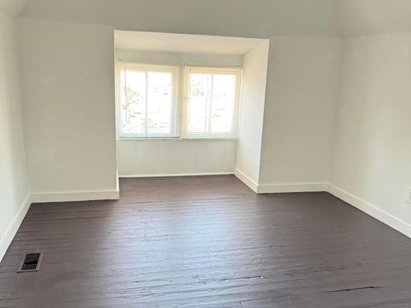 louisville-kentucky-73472682 picture