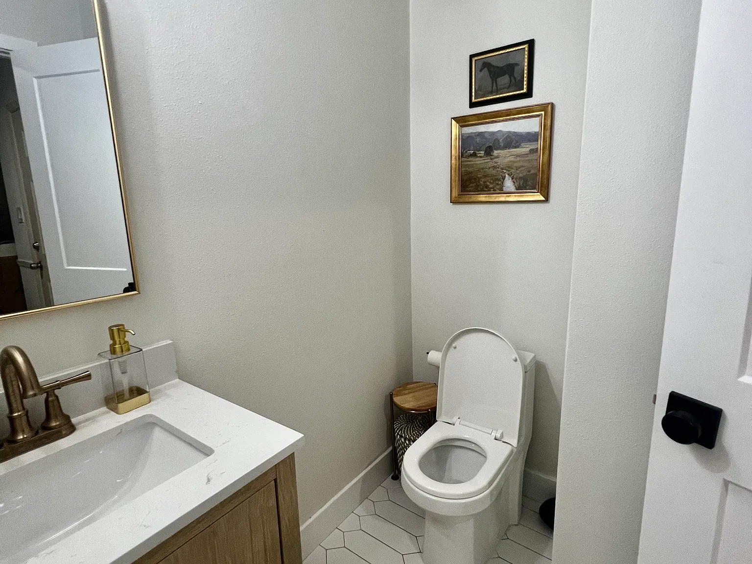5 bed, 2131 sqft, $2,800 — Photo 4