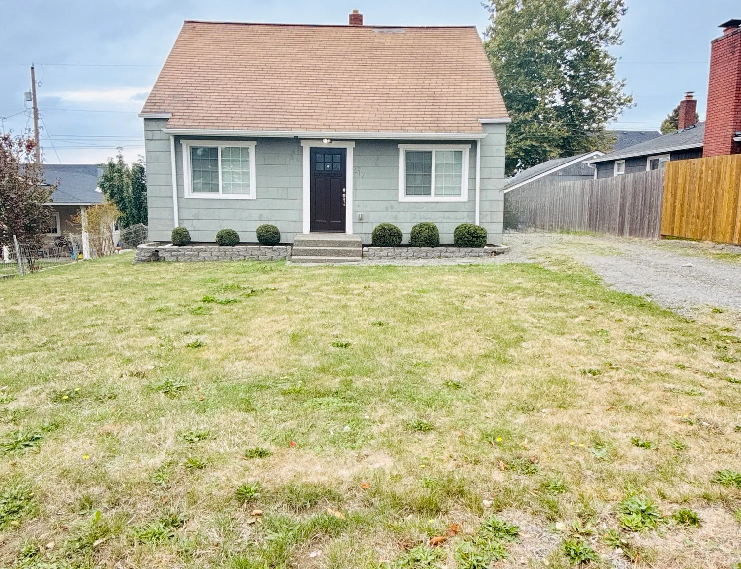 3 bed, 1308 sqft, $2,600 — Photo 2