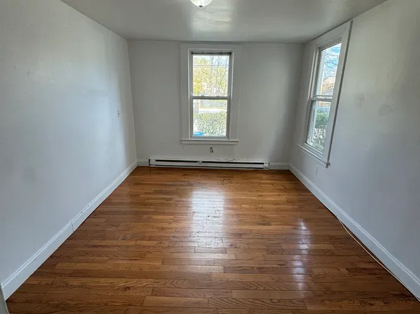 97 Arch St #1, Butler, NJ 07405