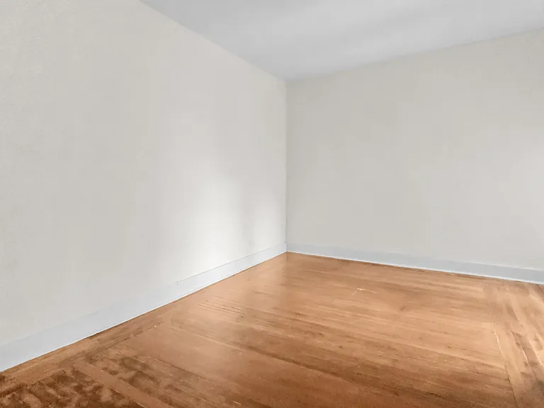 545 W 142nd St #52 — Photo 10