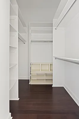 Sold by BLU Real Estate | media 6