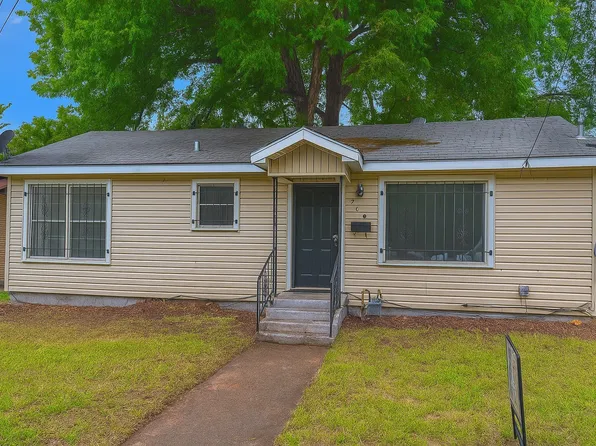 820 E Mitchell St, Waco, TX 76704