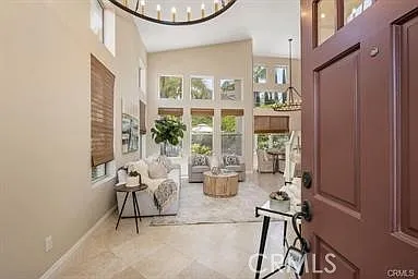 19 Royalston — Photo 3