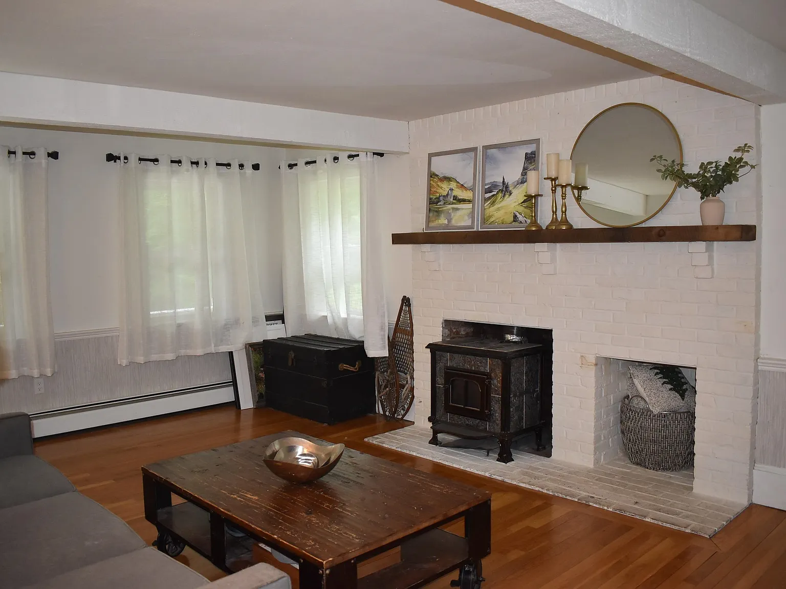 4 bed, 2.5 bath, 3144 sqft, $4,800 — Photo 4