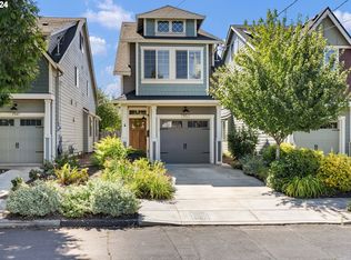7951 N Courtenay Ave, Portland, OR 97203