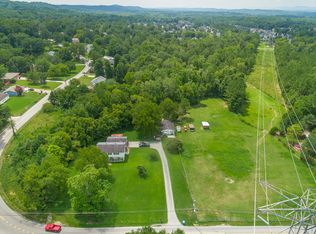 8212 Shallowford Rd, Chattanooga, TN 37421