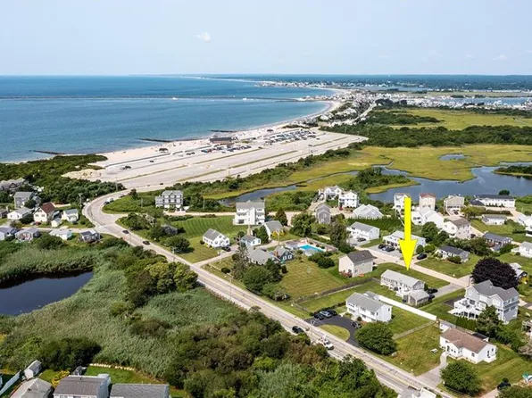 26 Cypress Ave, Narragansett, RI 02882