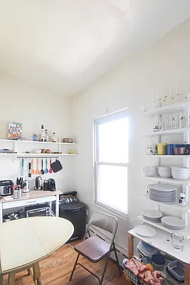 Rented by The Agency | media 4