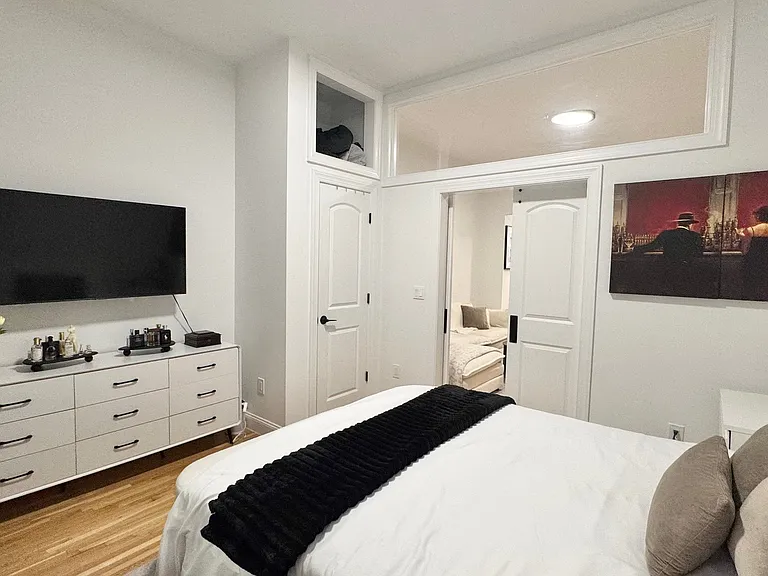 19 E 21st St #3C — Photo 7