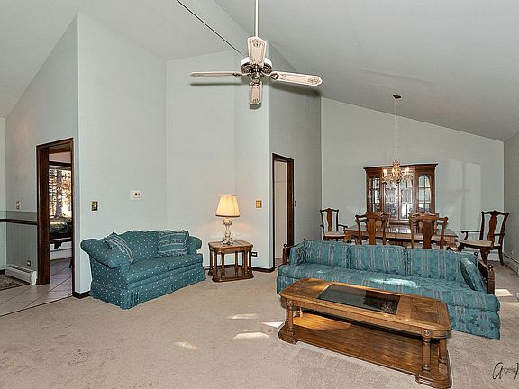 5th image of 14705 Emery Ln