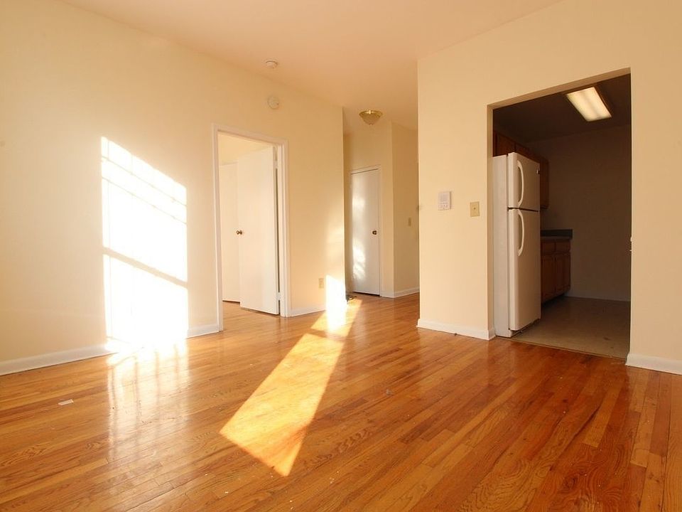 1st image of 489 Saint Marks Ave #2R