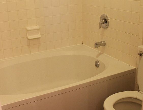 2nd image of 701 Harbor House Dr Unit 6