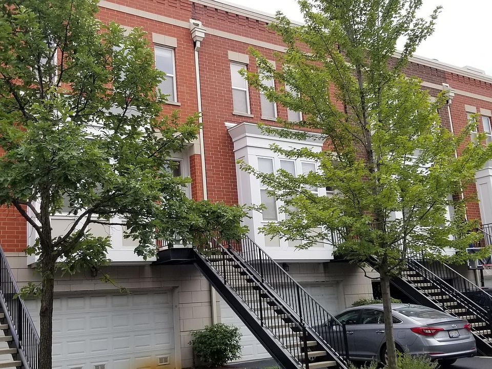 1st image of 3953 N Washtenaw Ave