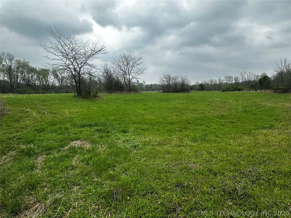 63 Highway, Haileyville, OK 74546