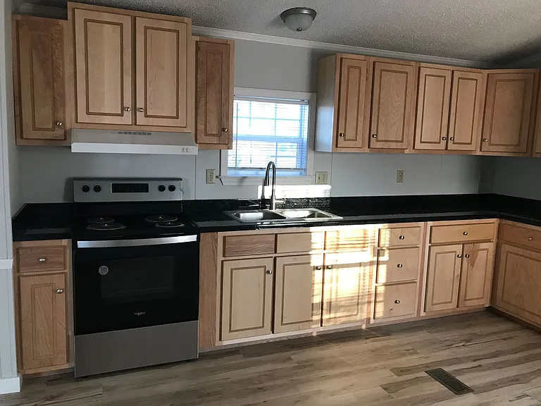 5027 Bullock Ct — Photo 6