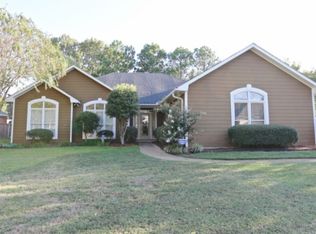 358 Red Eagle Cir, Ridgeland, MS 39157