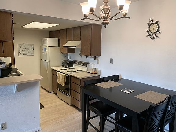 4th image of 1111 E University Dr Unit 243