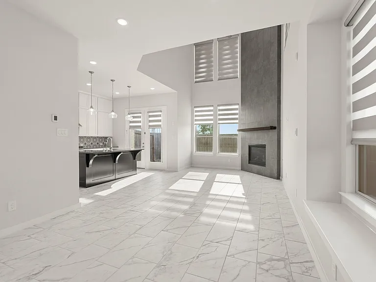 6579 Scarlet Pond Ln — Photo 11