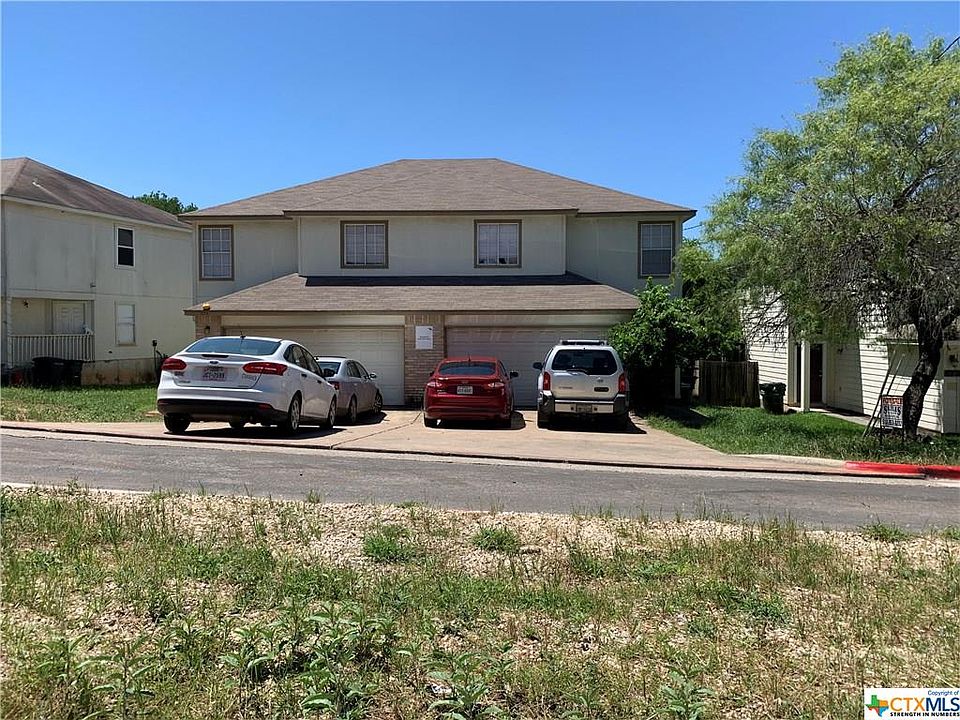 2nd image of 892/894 Sagewood Trl