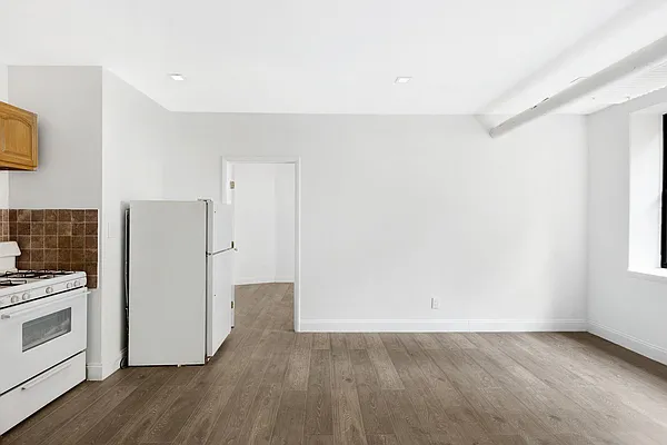 Rented by Living New York | media 11