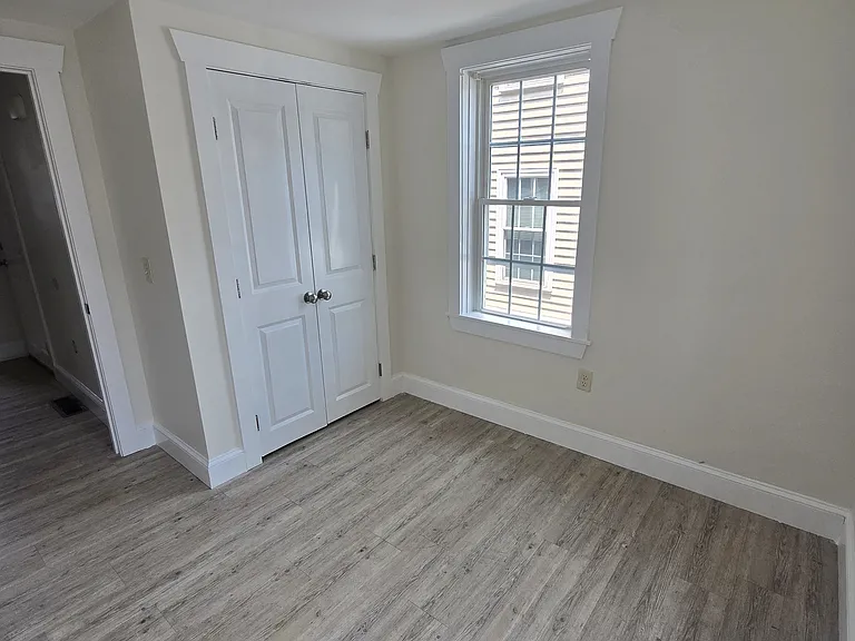 40 Barker St #1 — Photo 5